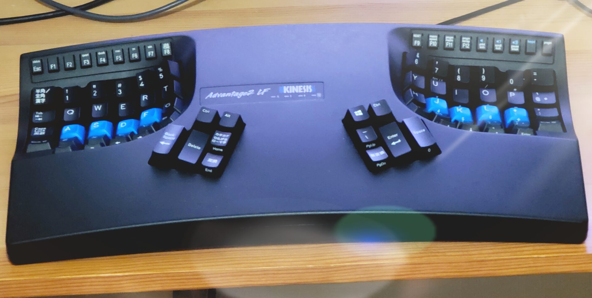 Kinesis Advantage2 【赤軸静音】+フットスイッチ 決算特価商品